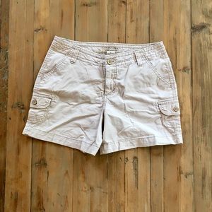 Sonoma Khaki Cargo Shorts Size 6